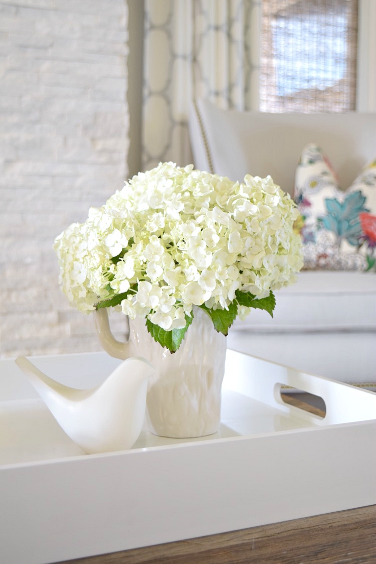 happy hydrangea white