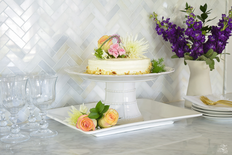 cake decorating with flowers-2