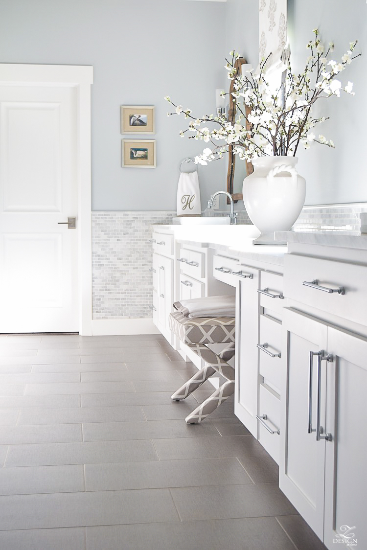 neutral transitional master bath white cabinets carrara marble benjamin moore silver lake -1