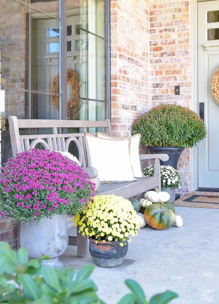 fall-front-porch-fall-flowers-mums-black-planters-mission-style-door-sherwin-williams-exterior-paint-color-mortor-washed-brick-outdoor-bench-monogrammed-coir-door-mat-13