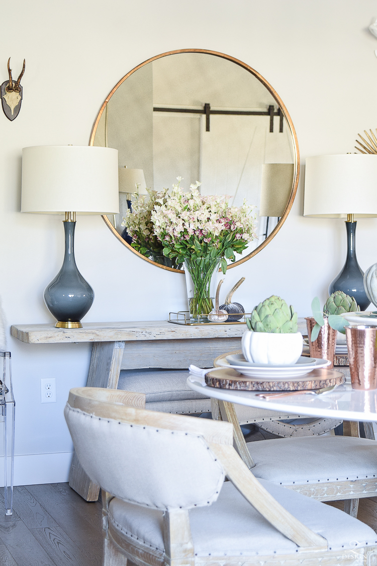 round-gold-mirror-simple-thanksgiving-table-scape-white-decor-1