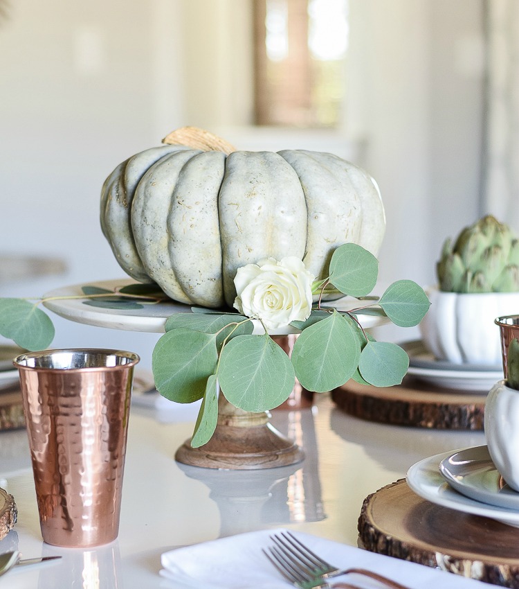 Simple, Neutral Thanksgiving Entertaining