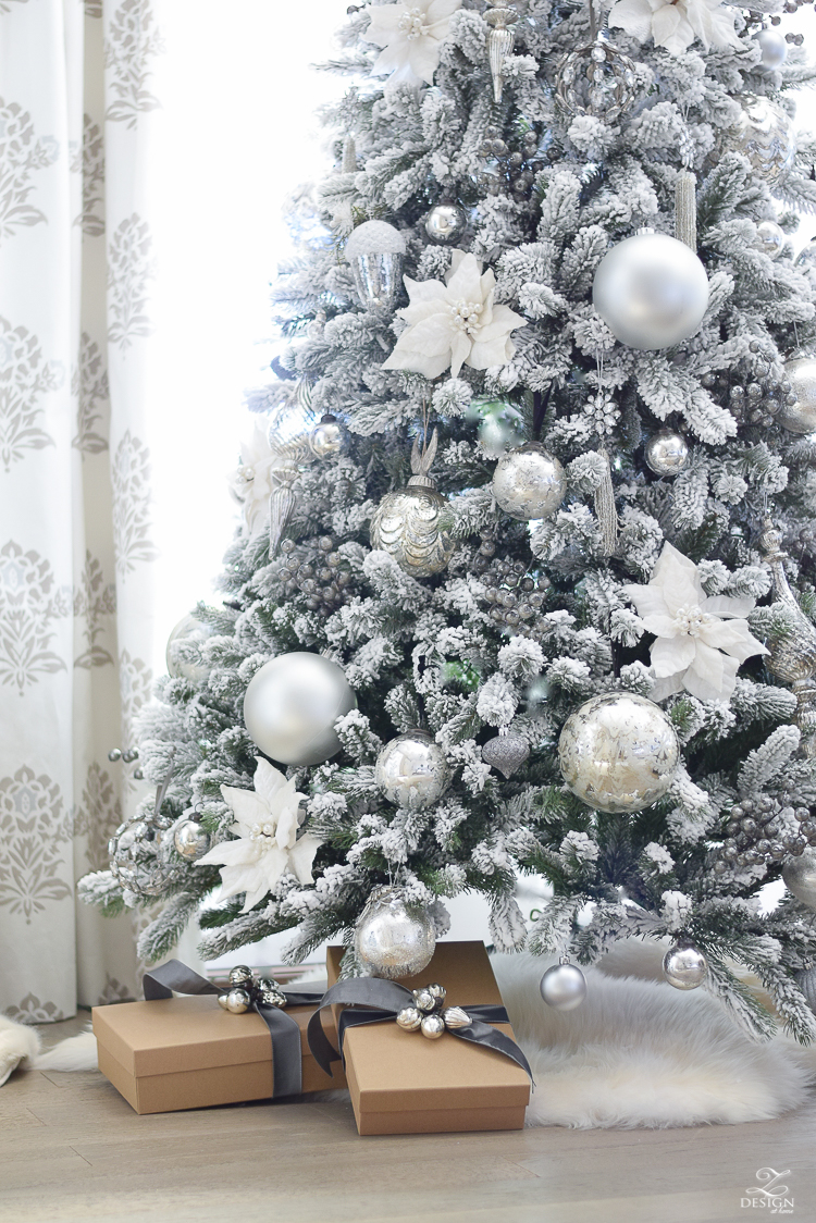 christmas-bedroom-home-tour-flocked-tree-white-christmas-decor-white-santa-bedroom-sitting-area-white-bedroom-1