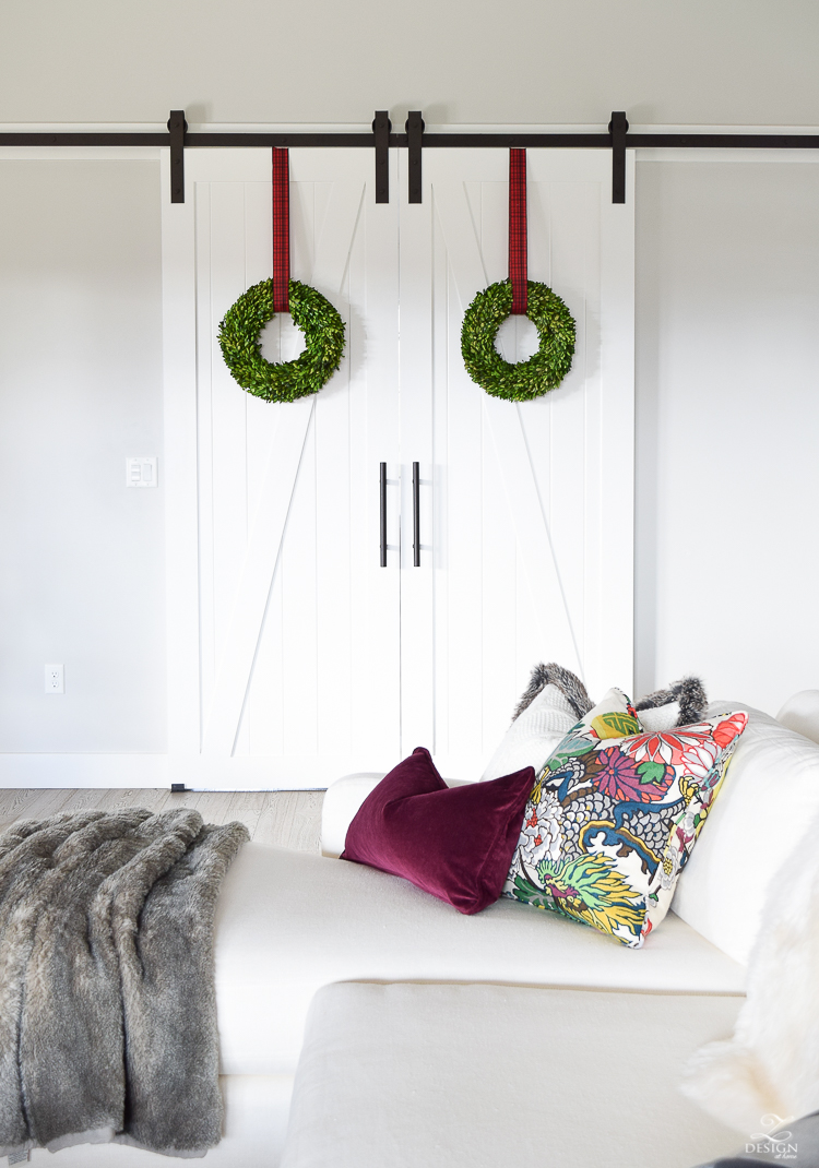 christmas-home-tour-barn-doors-with-christmas-wreath-benjamin-moore-decorators-white-paint-barn-door-hardware-1