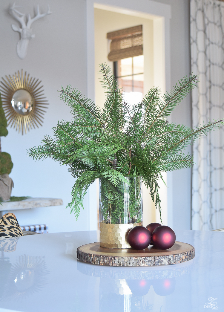 christmas-home-tour-round-gold-mirror-christmas-styling-decor-white-tulip-table-natural-garland-5