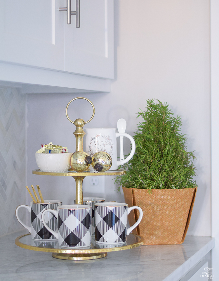 white-modern-farmhouse-kitchen-with-white-carrara-marble-and-white-herringbone-backsplash-christmas-deocr-for-the-kitchen-vintage-barn-pendants-large-dough-bowl-8