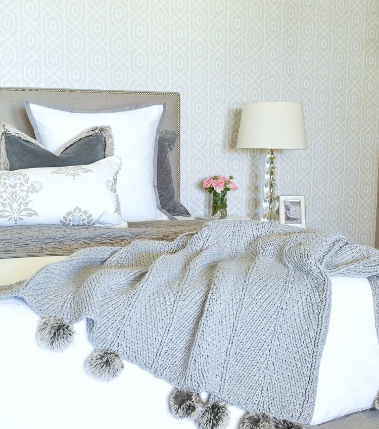 6 Easy Steps for Making a Beautiful Bed