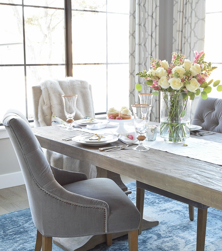 Soft & Simple Valentine’s Day Table