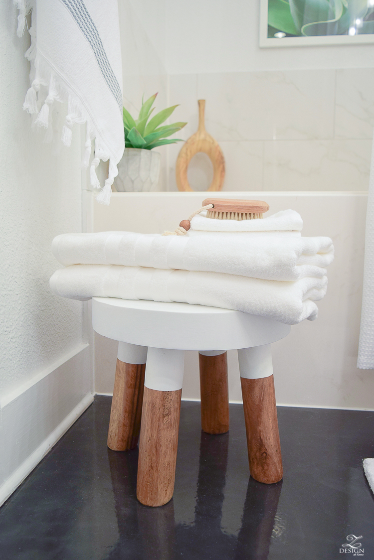 the best organic bath towelsthe best white hotel bath towels beautiful fringe bath and hand towels black concrete floors white dipped wooden stool faux marble tile