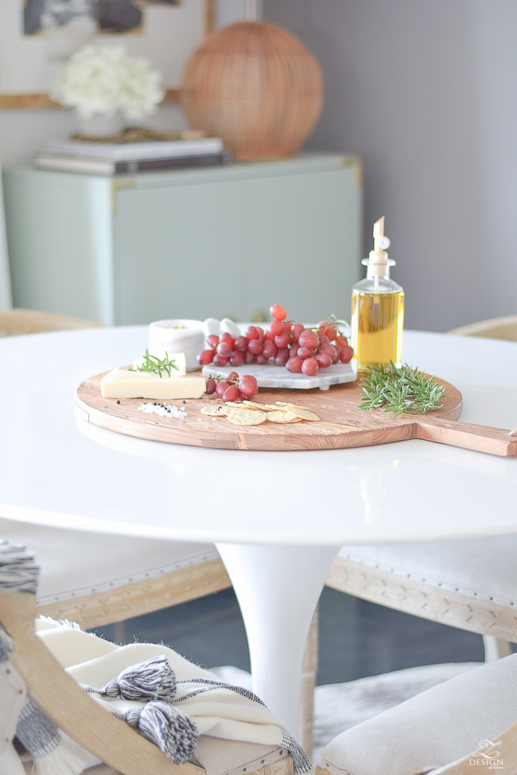 Reclaimed Wood Sustainable Pizza Board from France - etúHOME Sustainable Culinary Accents