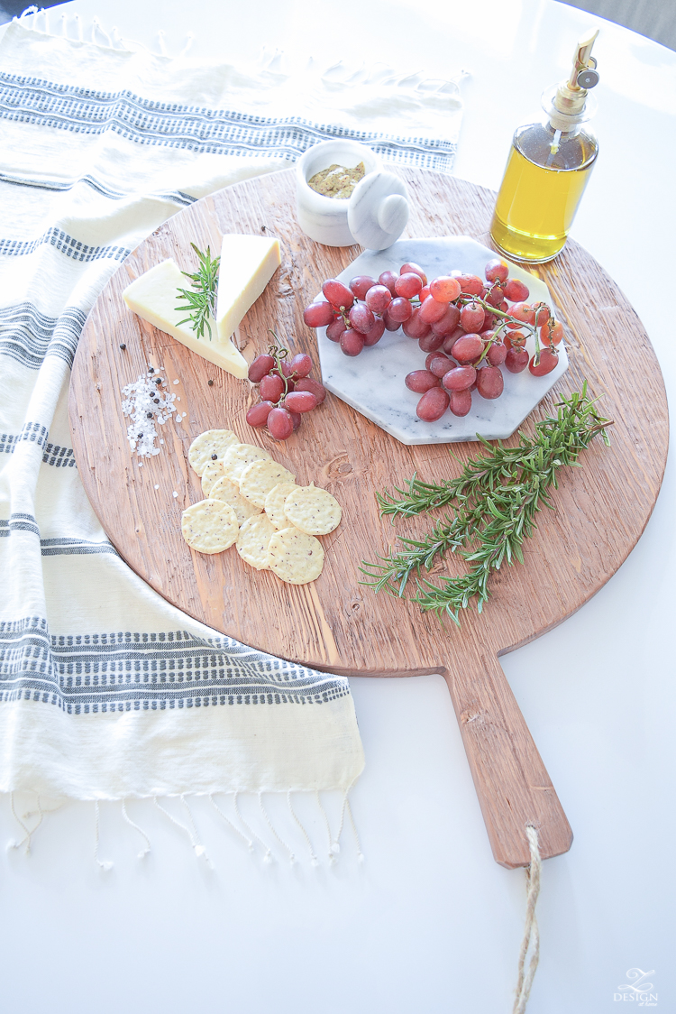 Food Styling with etúHOME Sustainable Creations Reclaimed Wood Pizza Board - Modern Farmhouse Culinary Products