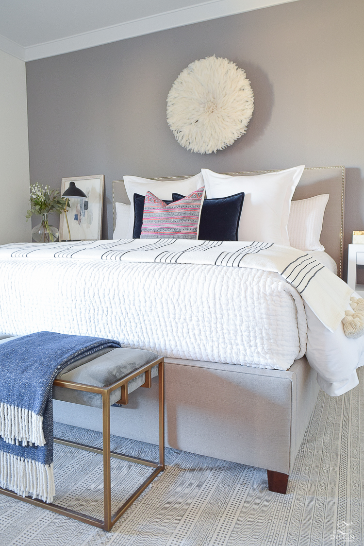 Tips to cozy your nest + A Winter bedroom tour