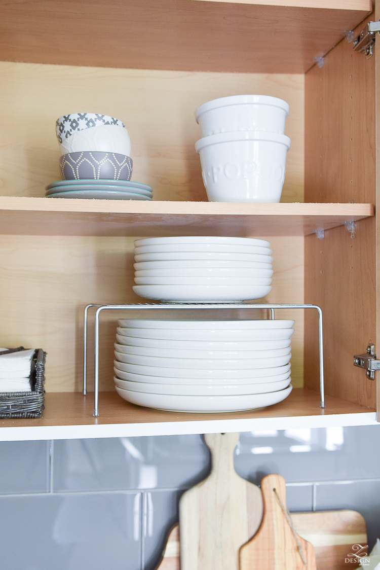 Practical Solutions For Getting Staying Organized In The Kitchen