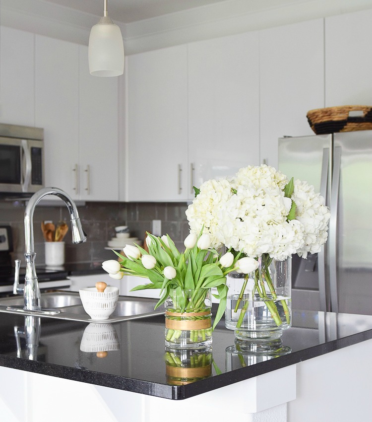 How to Organize Your Tupperware Cupboard for a Couple Bucks (5