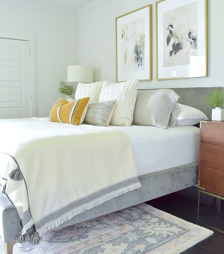 Early Fall Bedroom – Harvest Colors & Cable Knits