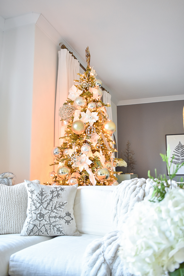 Styled For The Season Christmas Tour - White, Gold & Silver Glam Christmas Tree