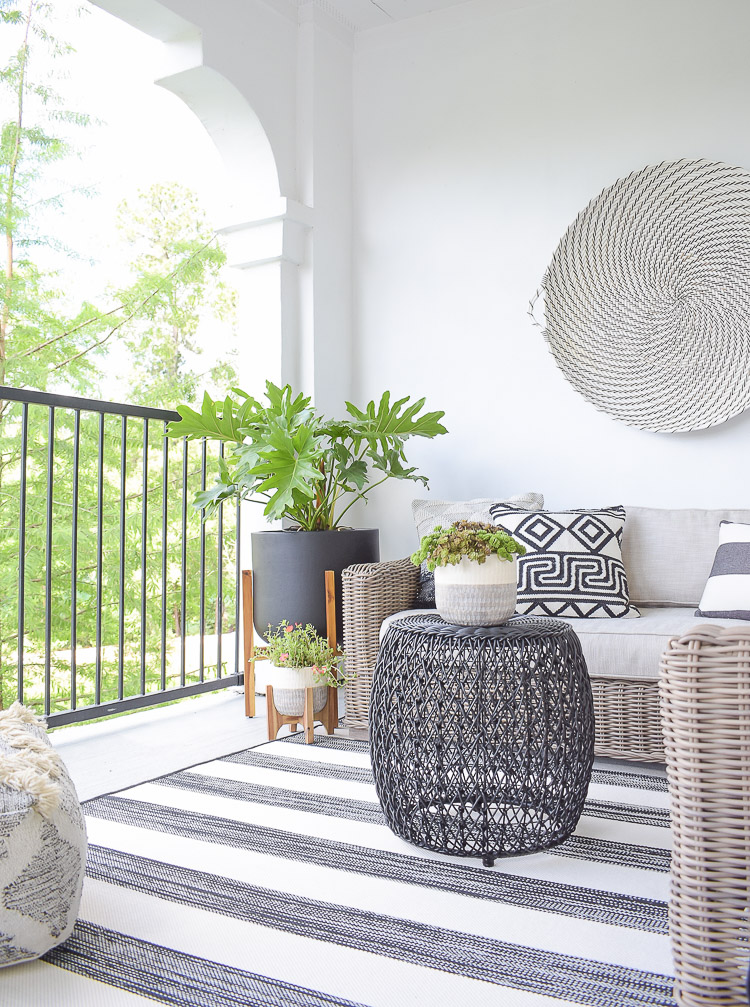 Tips For Creating A Relaxing Outdoor Space This Summer + A Patio Tour