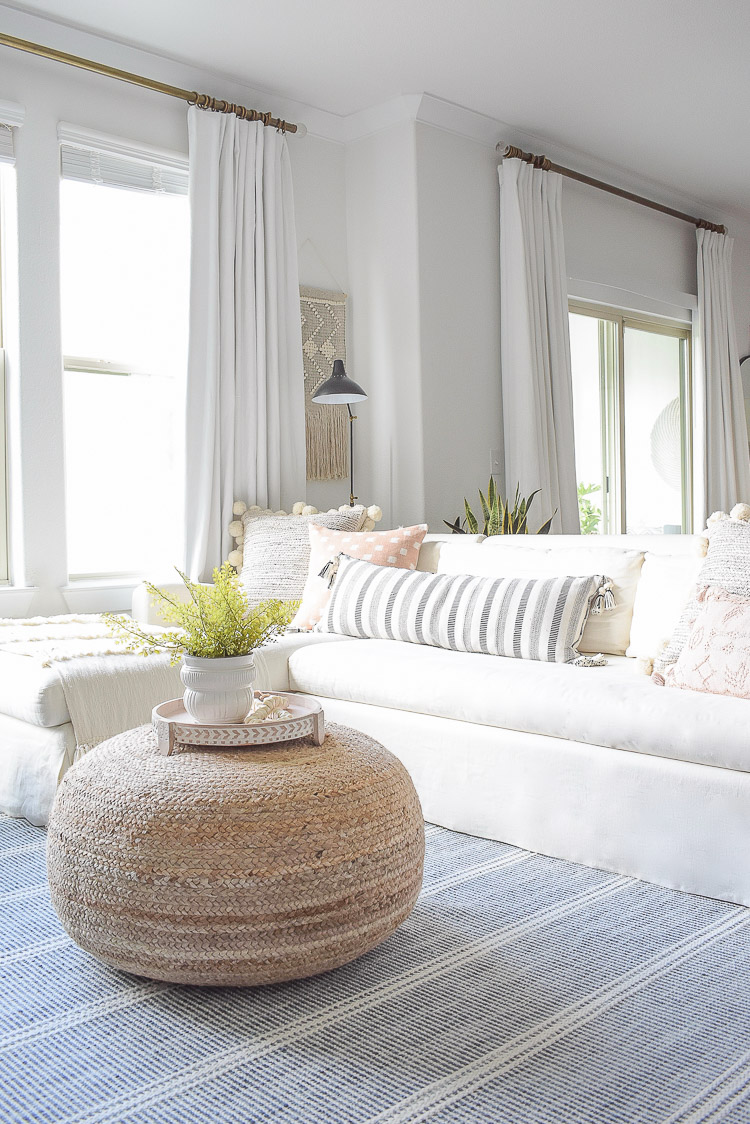 Summer Living Room Home Tour - Coffee Table accessories - how to style