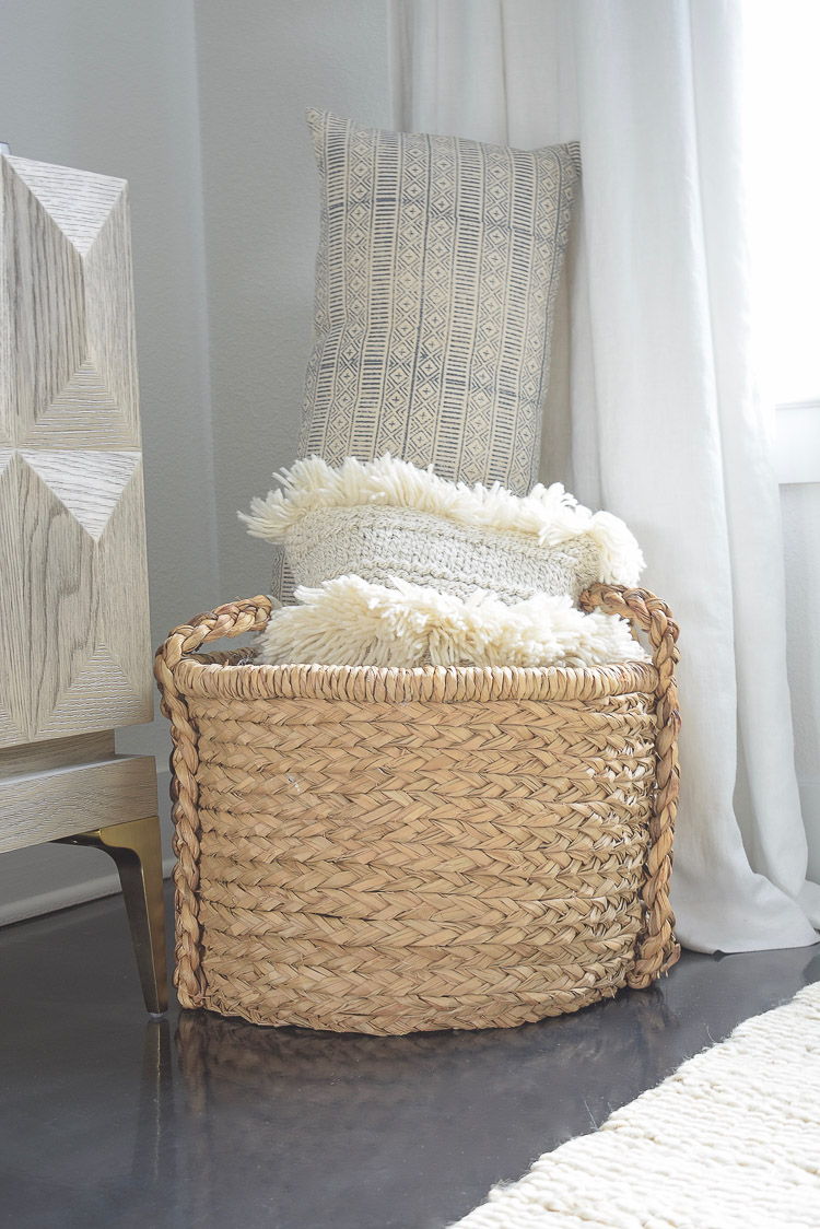 Chunky Wovens for Fall - great price on this knockoff braided woven handle basket for fall 