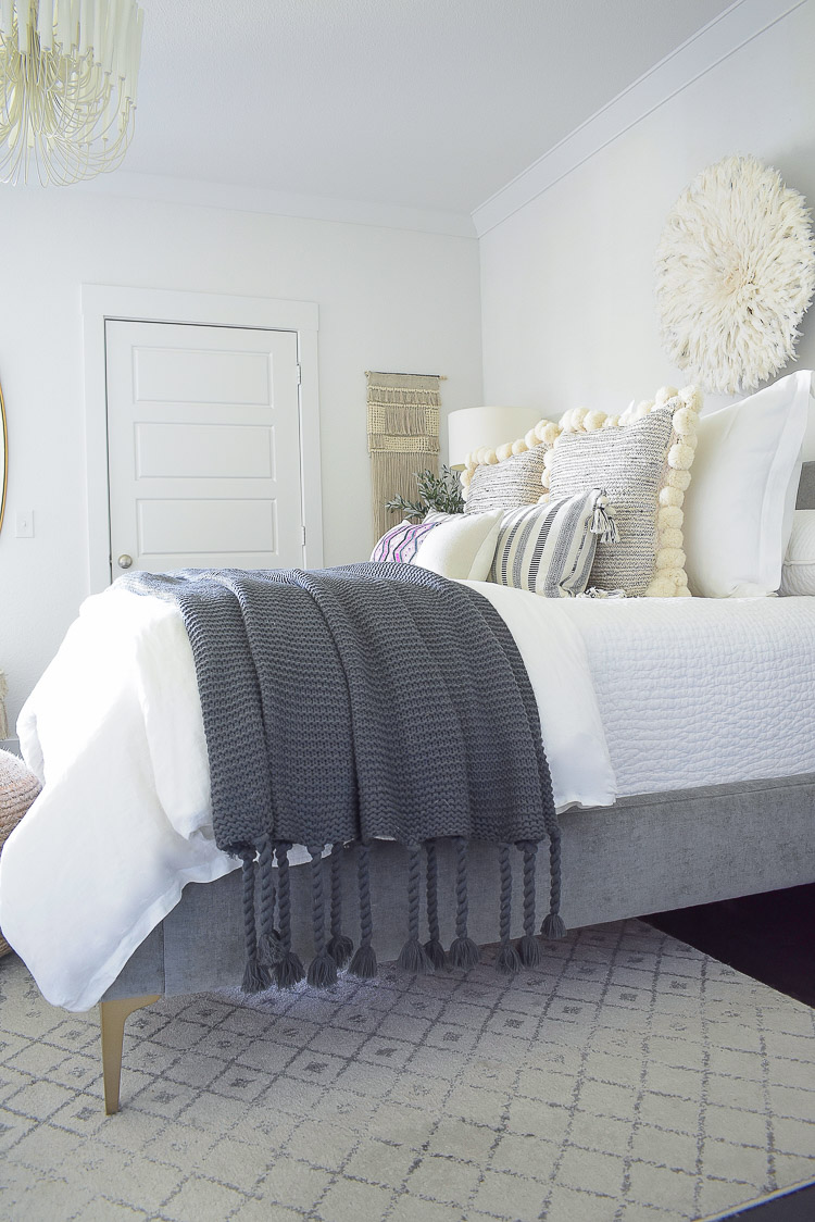 Fabulous chunky gray tassel throw 