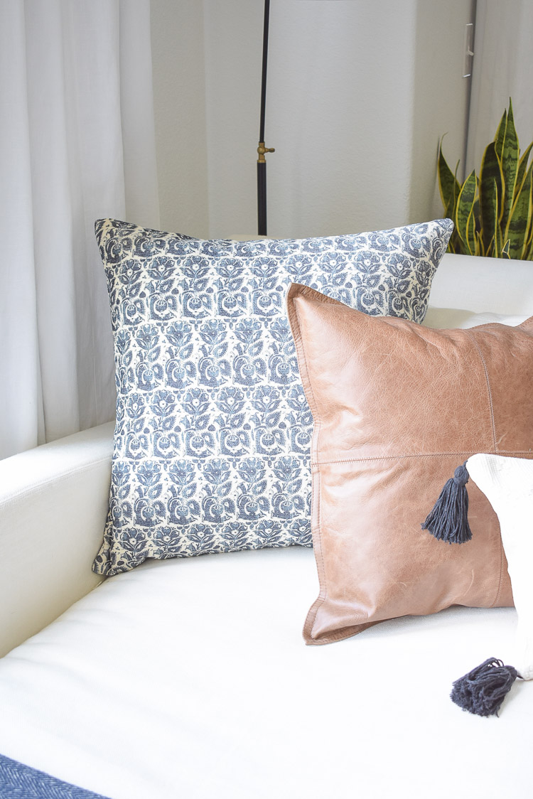 Fall Transition Home Tour - blue, white, navy, leather pillows for fall 