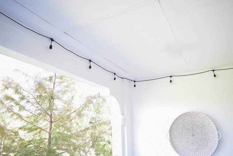 A Cozy Modern Fall Patio Tour - string lights 