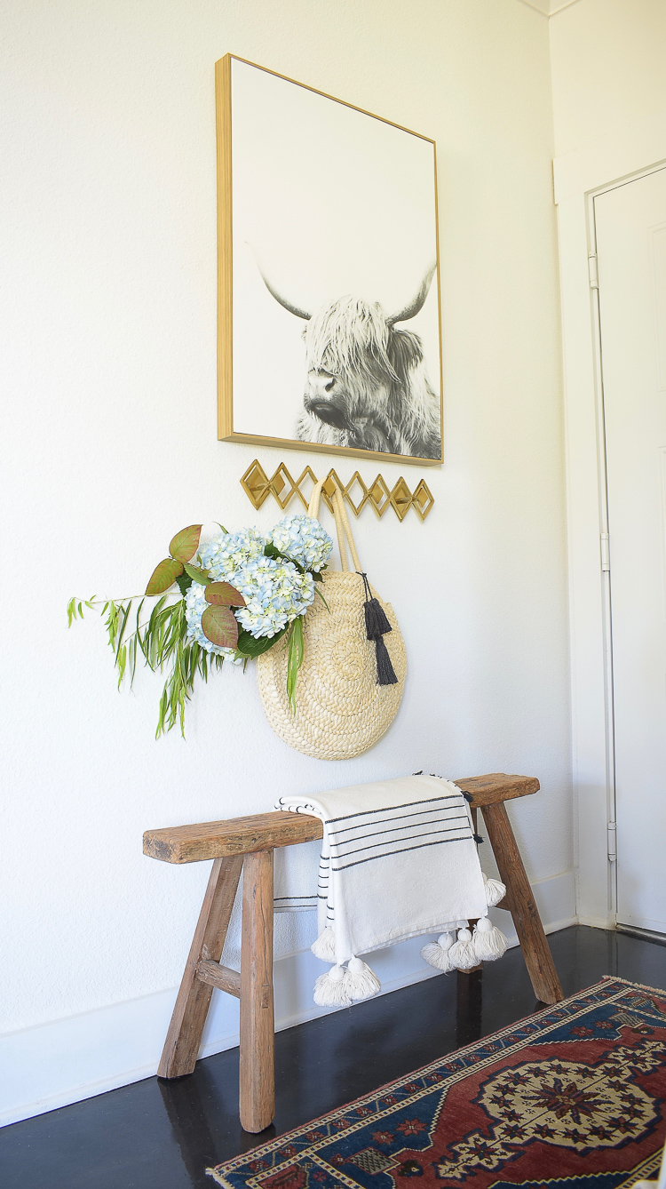 Chic Modern Fall Styled Entry - modern fall decor in entryway 