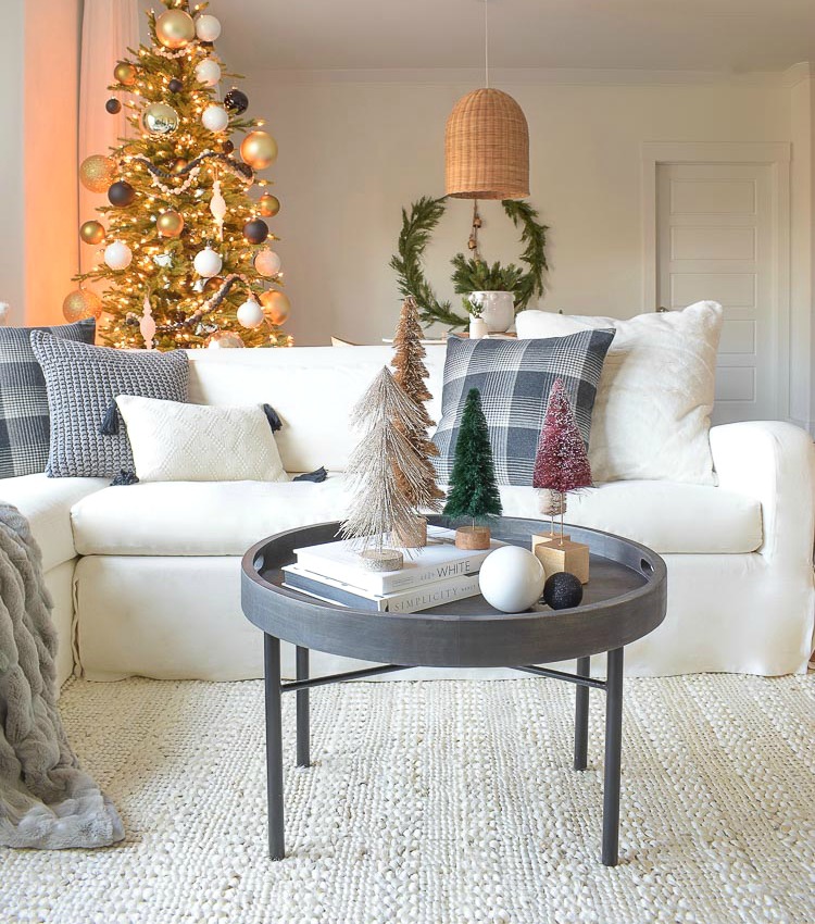 Black, White & Gold Modern Christmas Living Room Tour