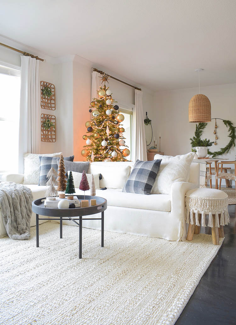 Black, white & gold modern Christmas living room tour