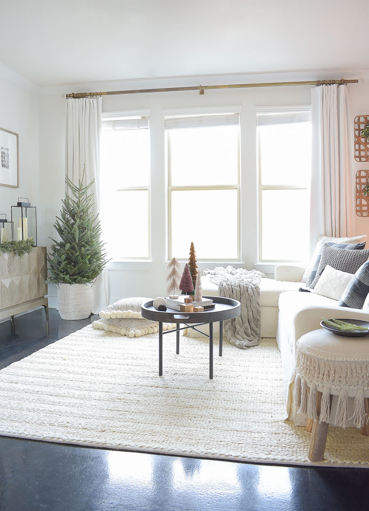 Black, White & Gold Modern Christmas Living Room Tour