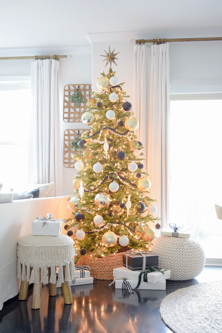 black, gold & white christmas tree