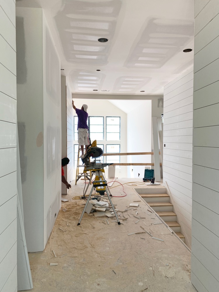 White shiplap in hallway 