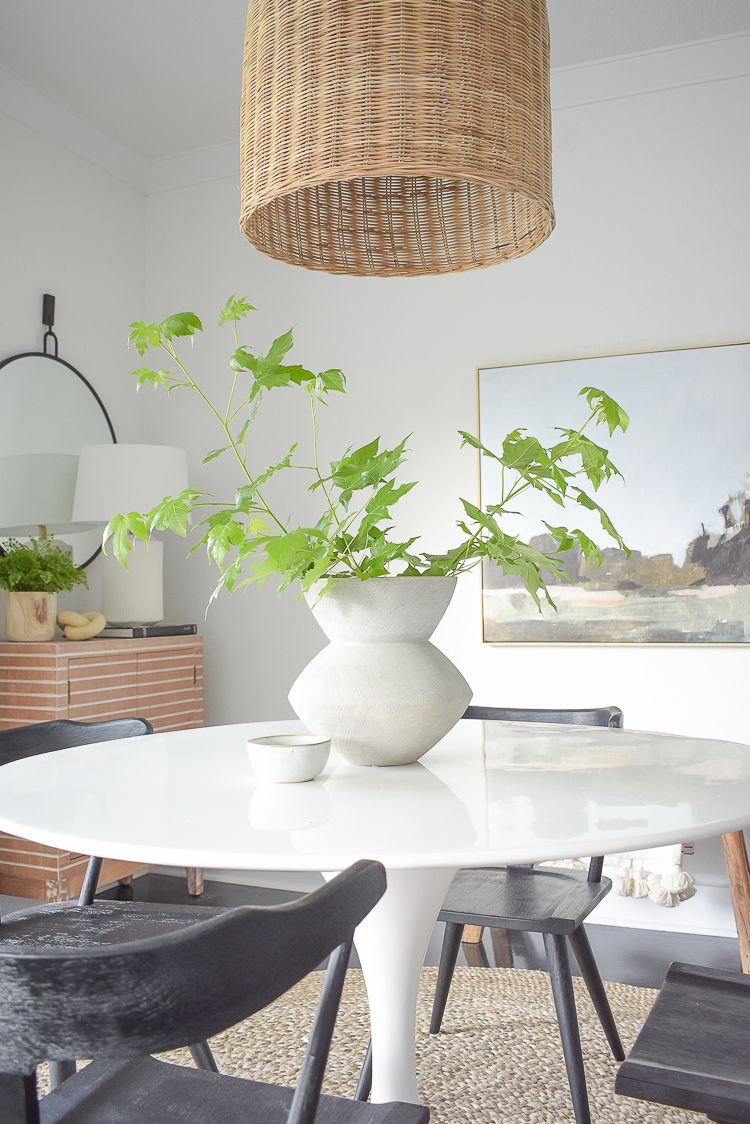 Tips for modern summer decorating.