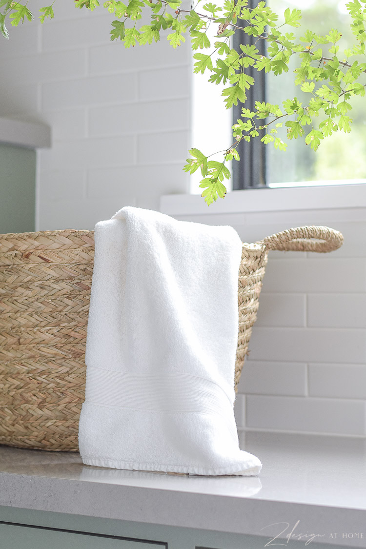 pottery barn organic white cotton towels - best hand and bath towels 