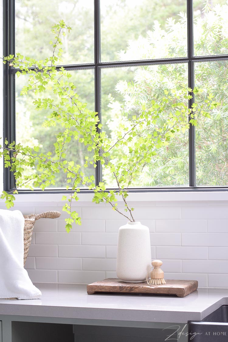 speckled vase in laundry room 