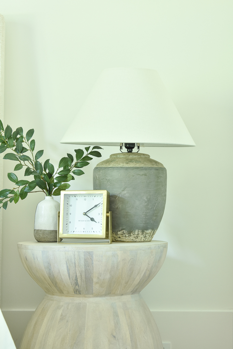 how to style your nightstand 